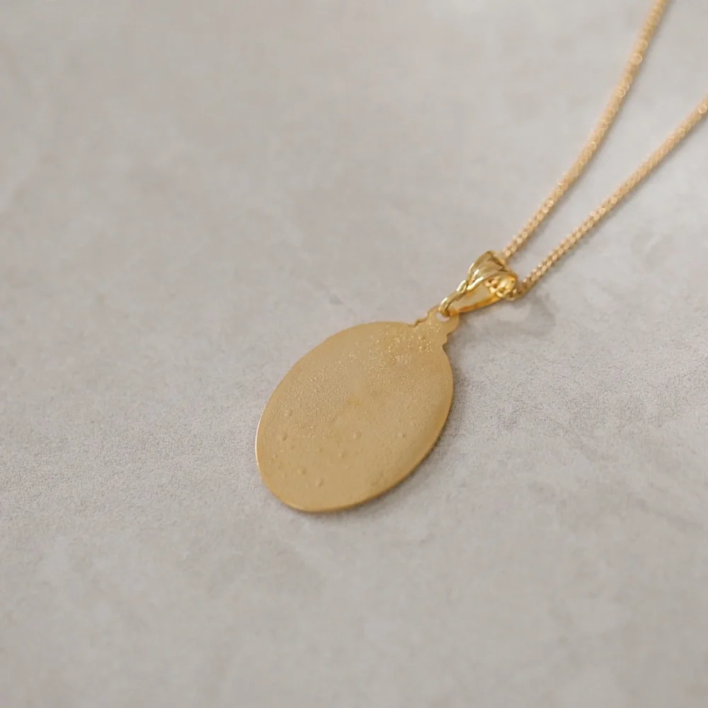 Men’s Jesus Necklace | 18k Gold Filled - Picture 4 of 6